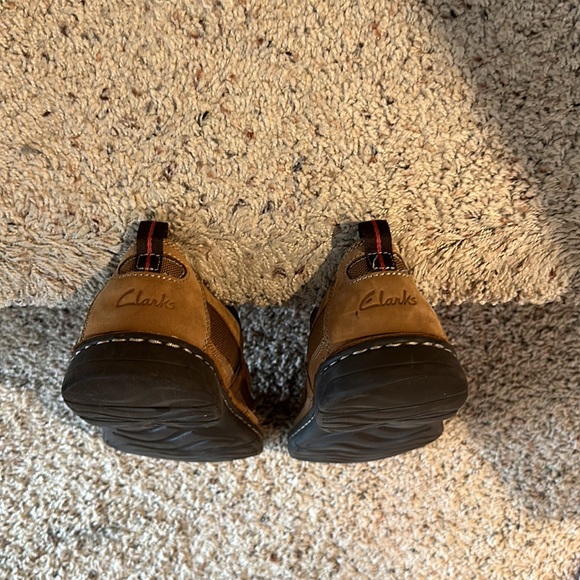 Shoes - Picture 5 of 6